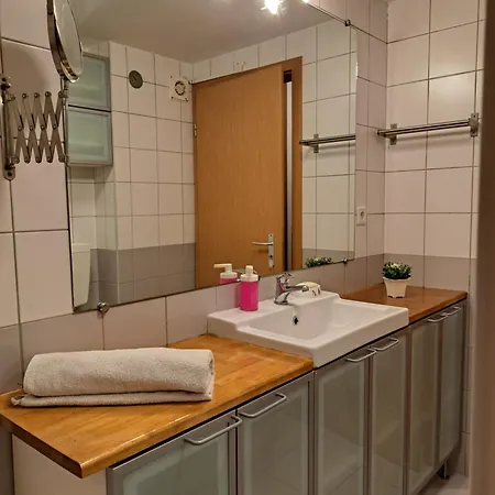 Apartamento T0 Charmoso Porto Salvo (Oeiras)